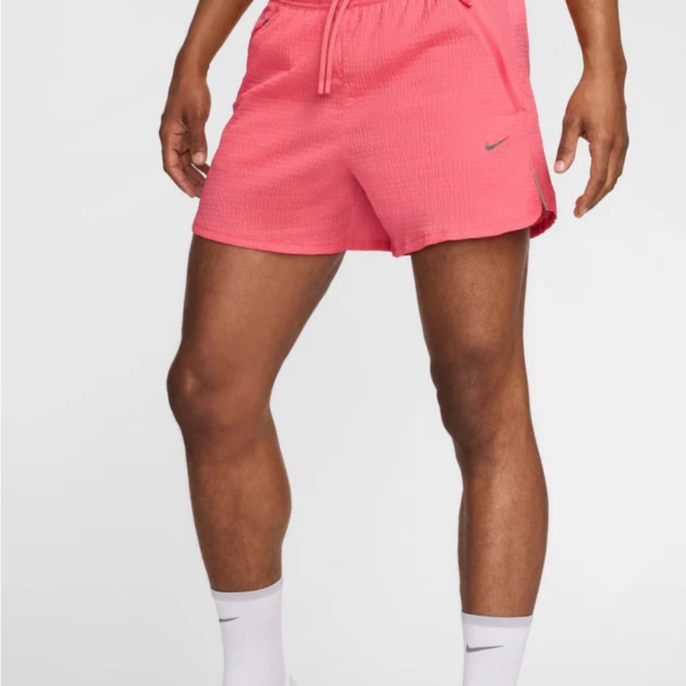 Nike Men's Pink Athletic Shorts